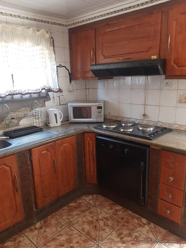 6 Bedroom Property for Sale in Mdantsane Nu 13 Eastern Cape